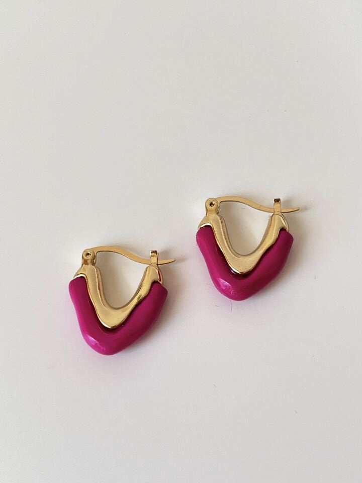 Pembe Küpe