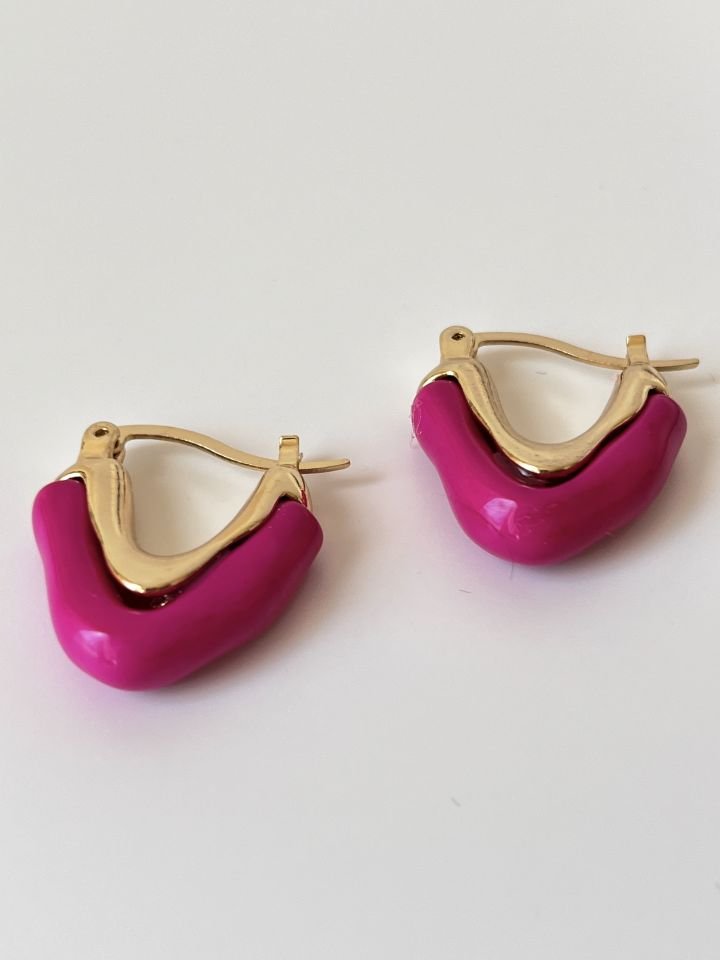 Pembe Küpe