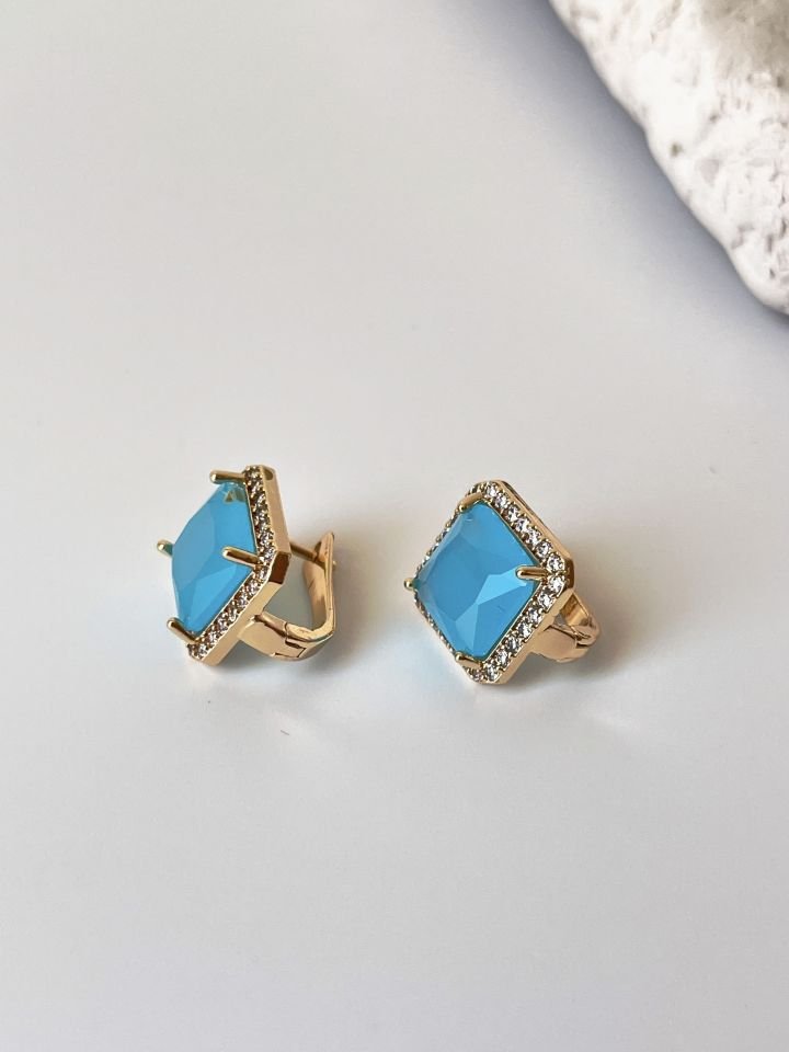Gold Tasarım Taşlı Küpe