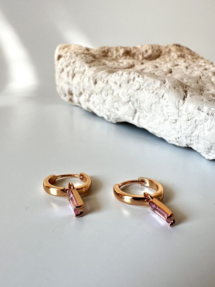 Pembe Zirkon Taşlı Vip Küpe ​​​​​​​