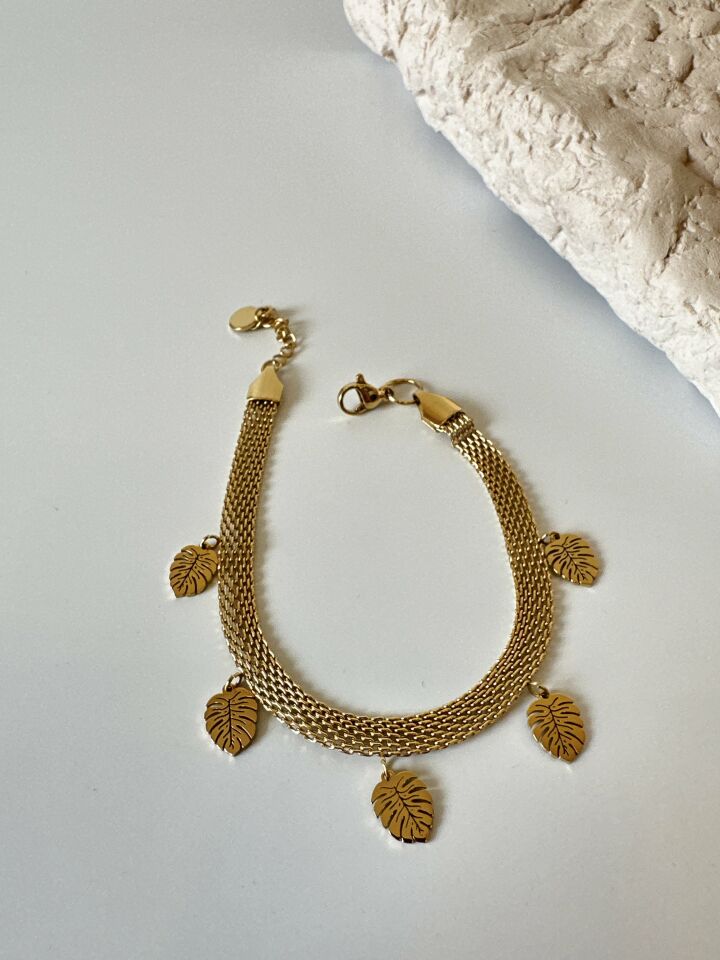 Yaprak Sallantılı Örme Gold Renkli Çelik Bileklik