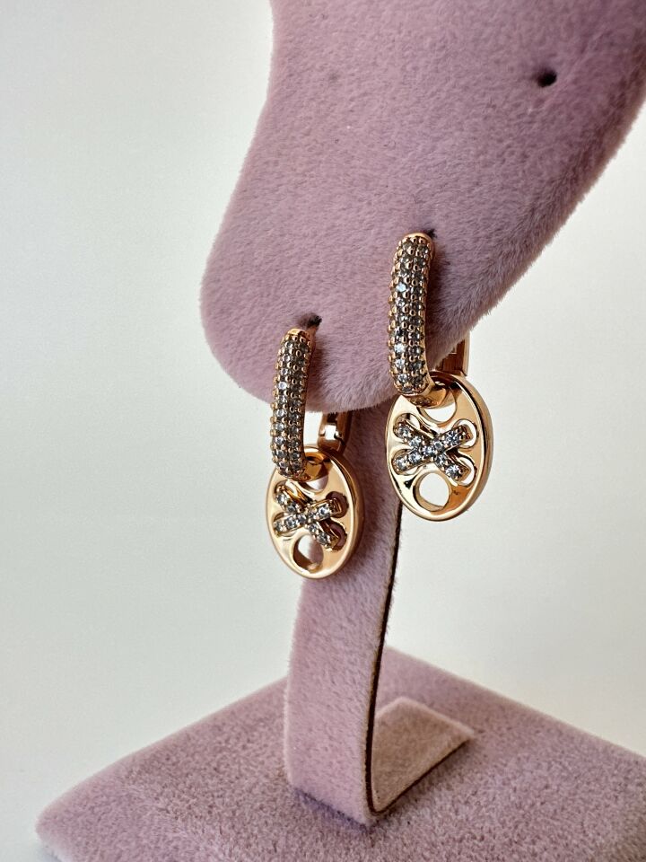 Zirkon Taş Detaylı Mini Sallantılı Gold Çelik Küpe