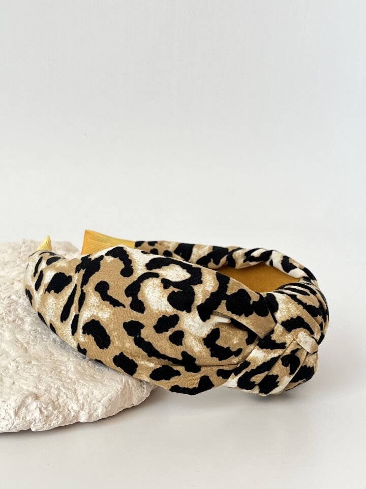 Düğüm Detaylı Leopar Desenli Taç