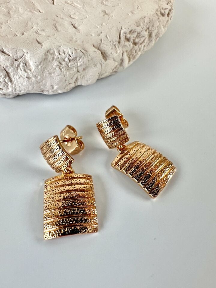 Minimal Tasarım Vip Küpe