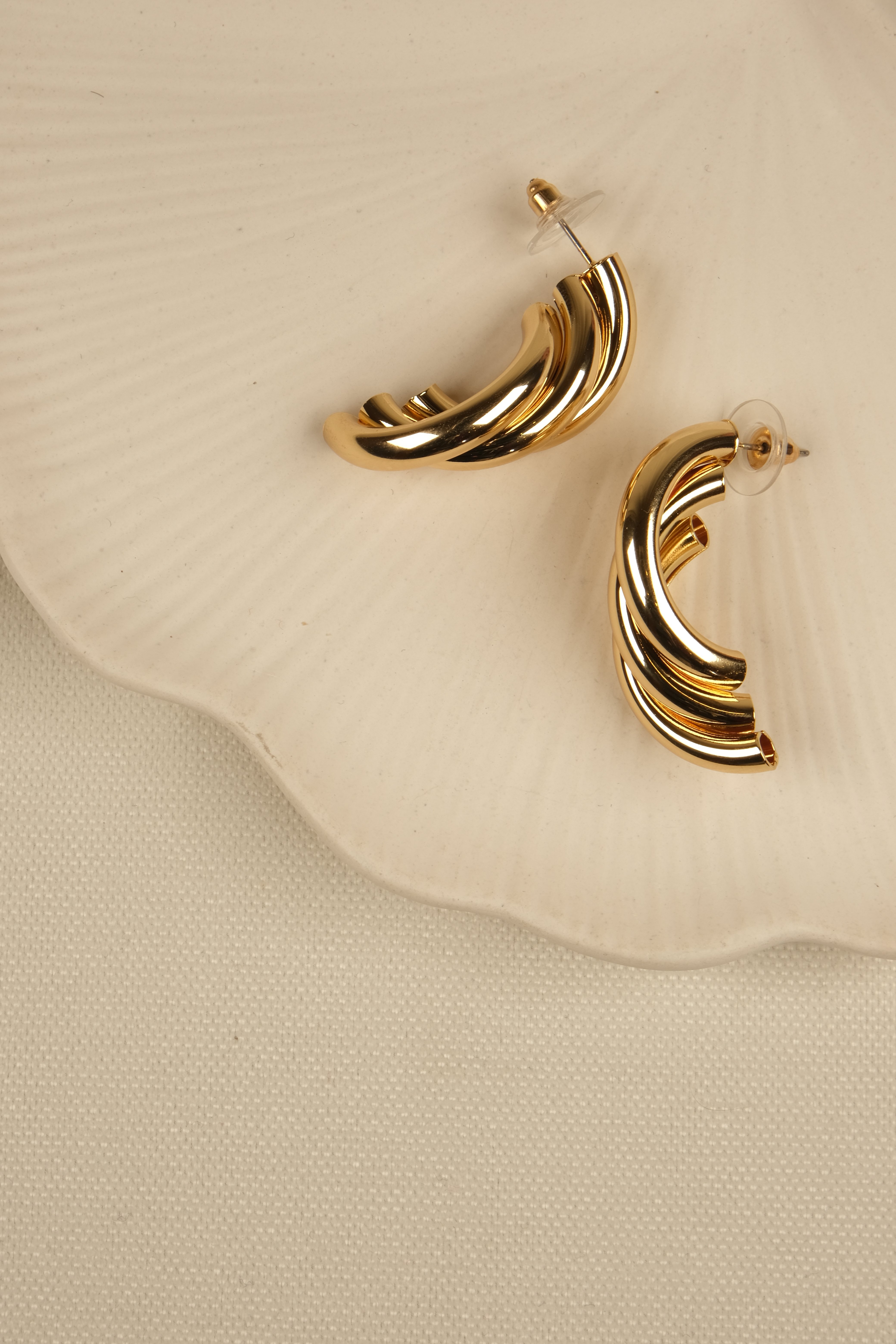 Sarmal Model Gold Küpe