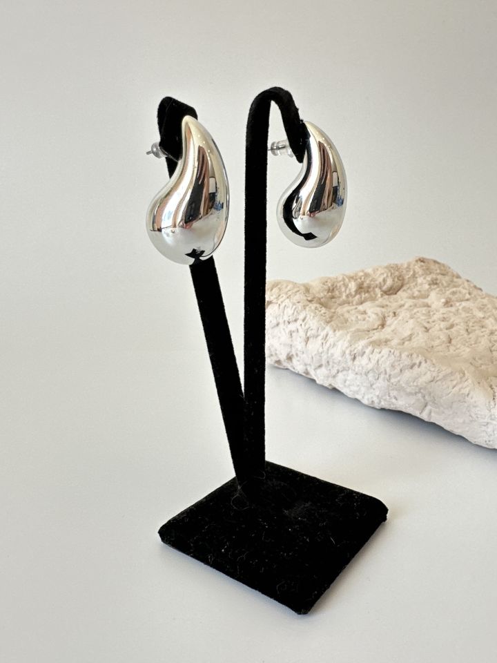 Bottega Gözyaşı Damlası Model Küpe (Gümüş)