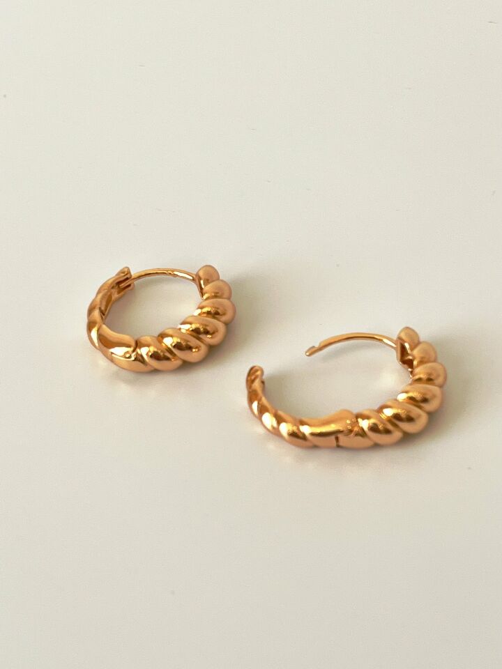 Minimal Burgu Çelik Halka Küpe