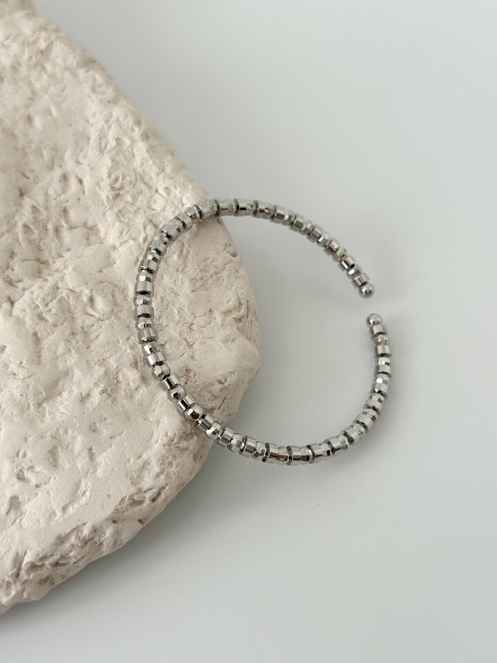 Gümüş Renk Oval Detaylı Bileklik