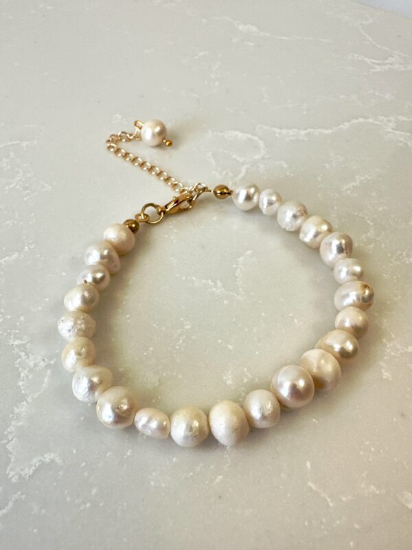 Pirinç Üzeri Altın Kaplama Gerçek İnci Bileklik