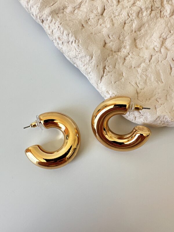 Gold Bombeli Kalın Halka Küpe