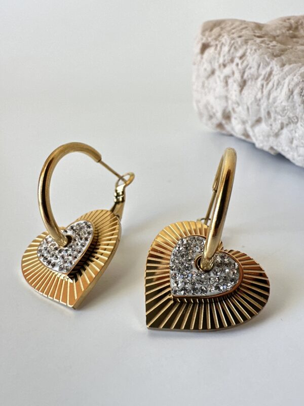 Zirkon Taş Detaylı Kalp Model Vip Küpe