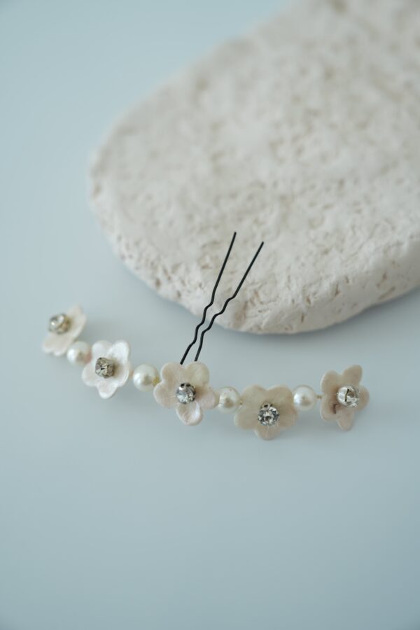 Çiçek Detaylı Vintage Gelin Saç Aksesuarı