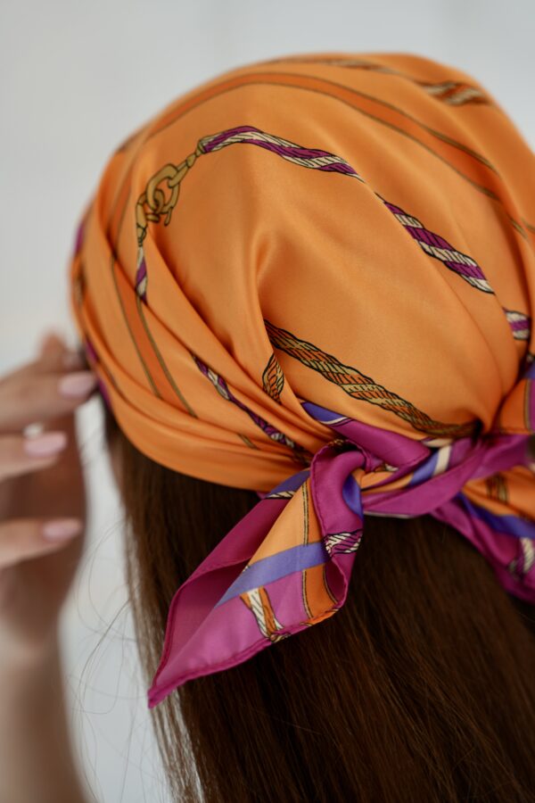 Zincir Desenli Turuncu Fular