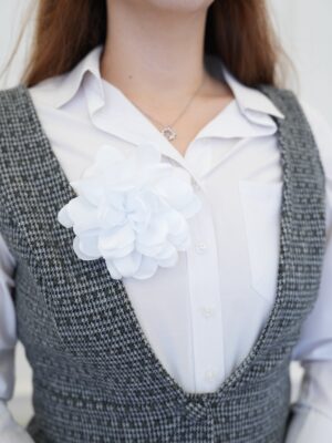 Beyaz Gül Model İğneli Broş
