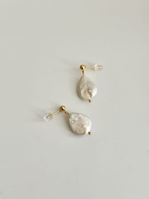 Barok İnci Detaylı Vip Küpe