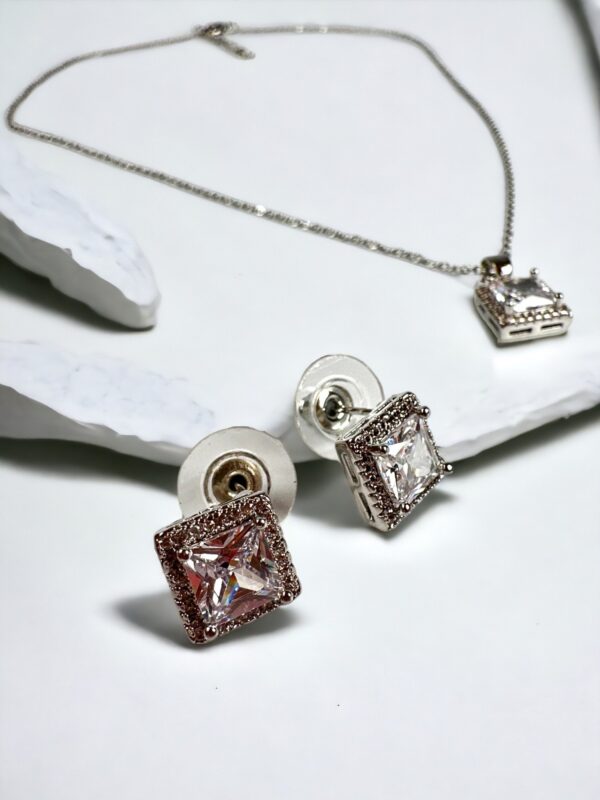 Kaith Kolye Küpe Set