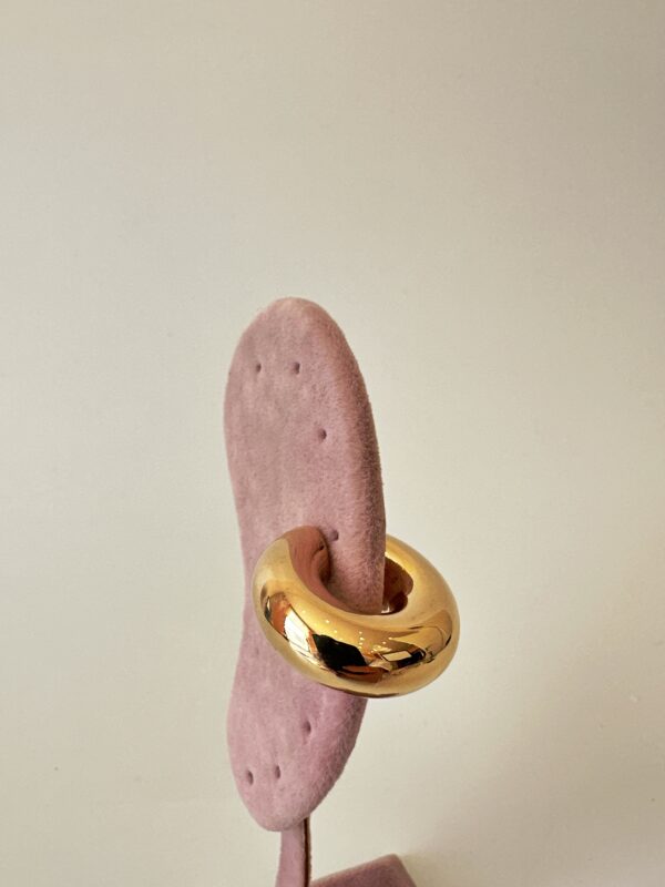 Vip Büyük Boy Bombeli Halka Kıkırdak Küpe