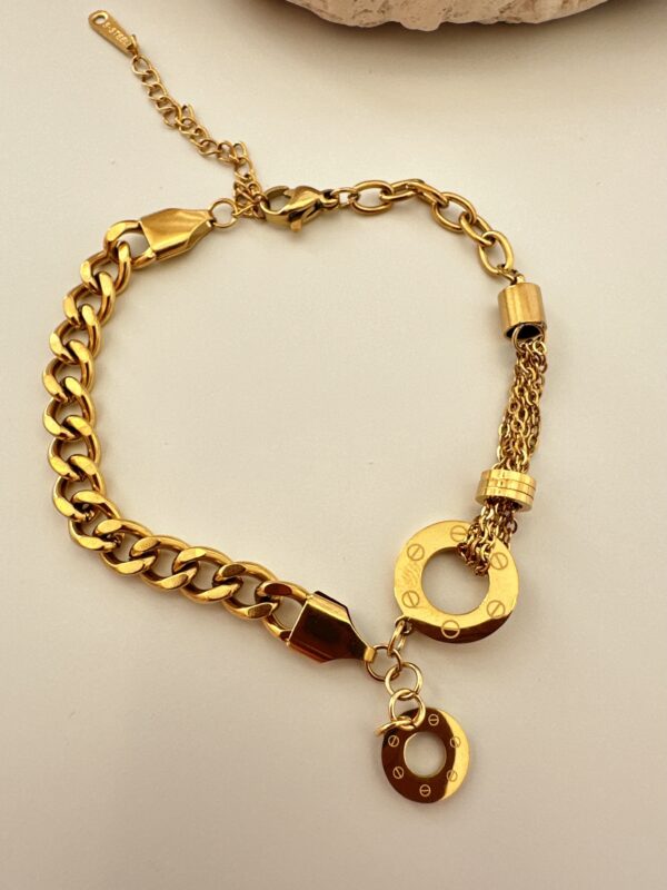 Sallantılı Çelik Bileklik