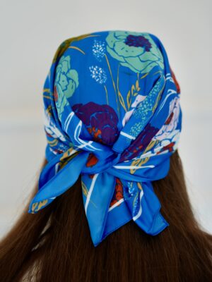 1cdc7a1da895fe2e64ecb8c5e085e66f-1.jpg Mavi Renkli Çiçek Desenli Fular