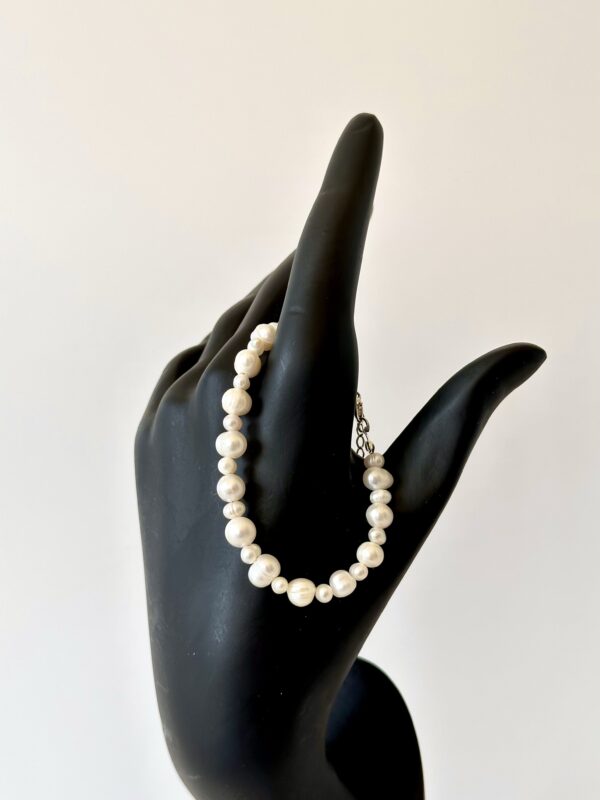 Gümüş Materyal ile Tasarlanmış Gerçek Tatlı Su İncisi Bileklik