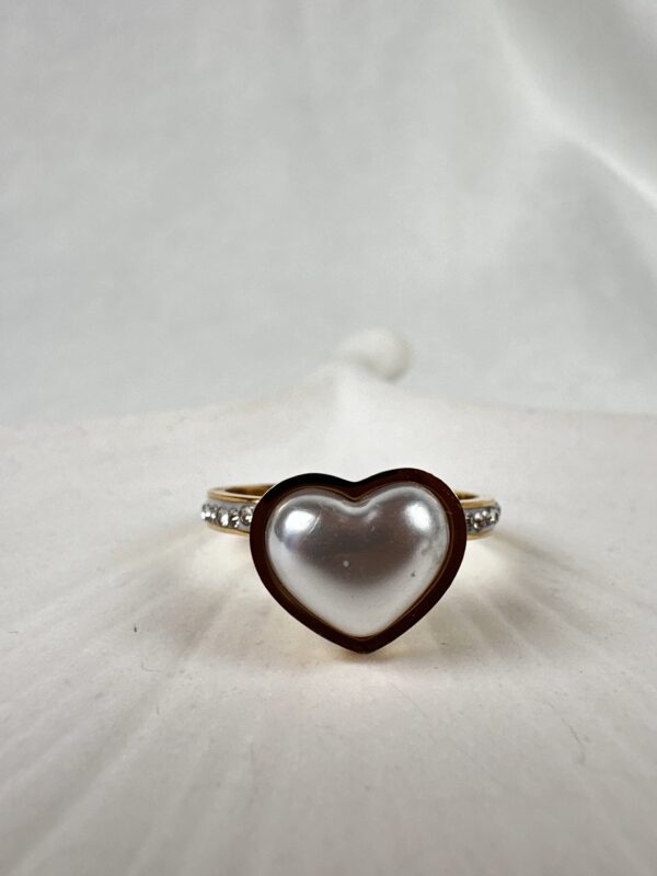 Kalp Detaylı Vip Yüzük