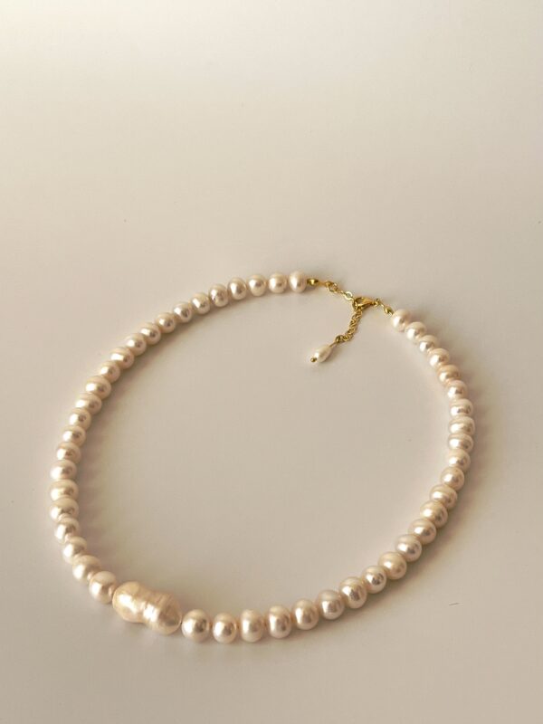 Gümüş Üzeri Altın Kaplama Materyal İle Tasarlanmış Gerçek İnci Kolye