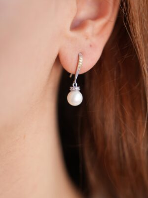 26ccc7170270c57d718b94ef717c67c0-1.jpg Çelik Gümüş Renk Zincir Zirkon Taşlı İncili Kadın Kolye Küpe Seti