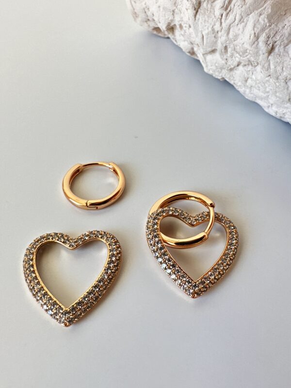 Zirkon Taşlı Kalp Sallantılı ikili Kullanım Vip Çelik Küpe