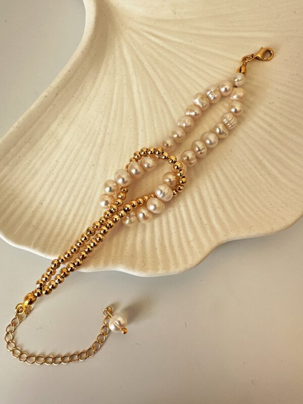 Dorika Detaylı Altın Kaplama Gerçek İnci Bileklik