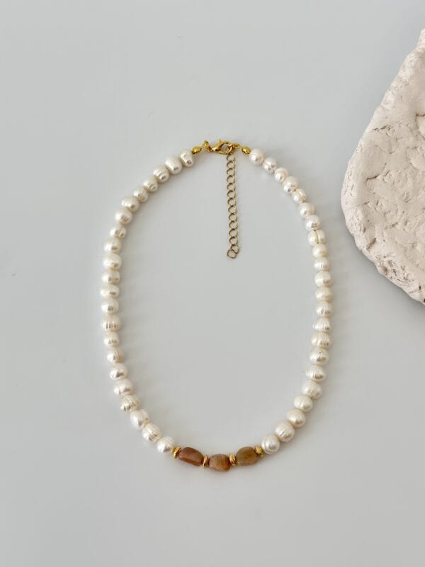 Güneş Taşı Detaylı Gerçek İnci Kolye