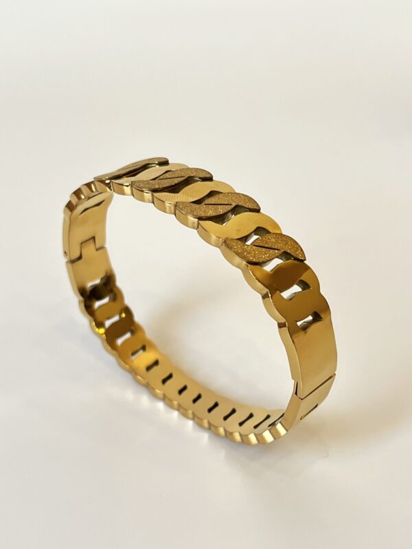 Burgu Görünümlü Çelik Kelepçe