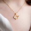 Çelik Gold Renk Zincir Zirkon Taşlı Sinek Kuşu Figür Çiçek Figür Kadın Kolye