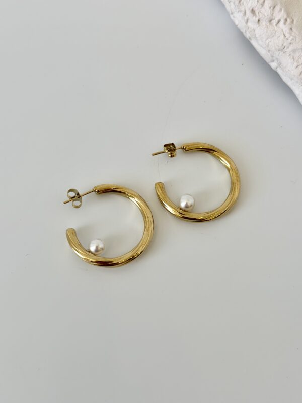 Çelik Geniş Halka İçi İncili Küpe