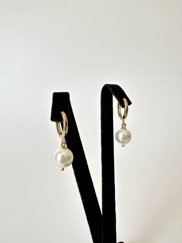 Mayorka İncili Minimal Tasarım Altın Kaplama Küpe