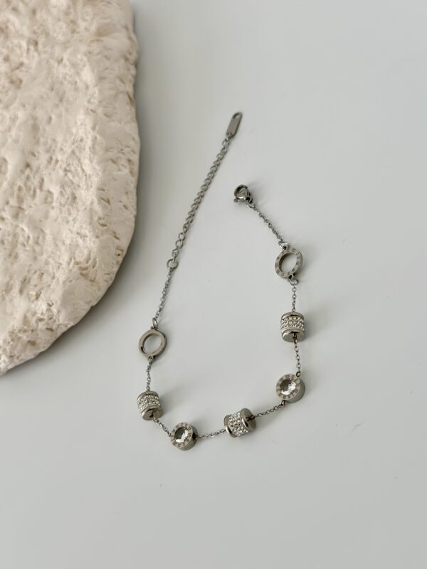 Zirkontaş Detaylı Gümüş Renk Vip Bileklik