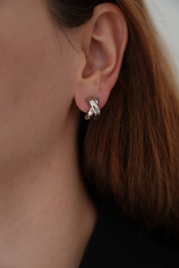 Halka Model Gümüş Renk Vip Küpe