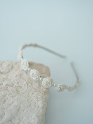 Çiçek Detaylı Gelin Saç Aksesuarı