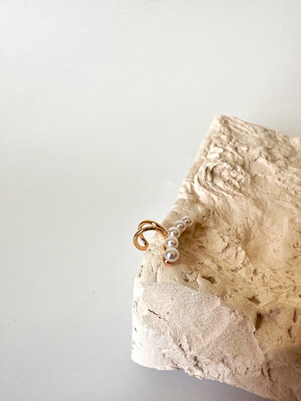 İnci Detaylı Kıkırdak Küpe