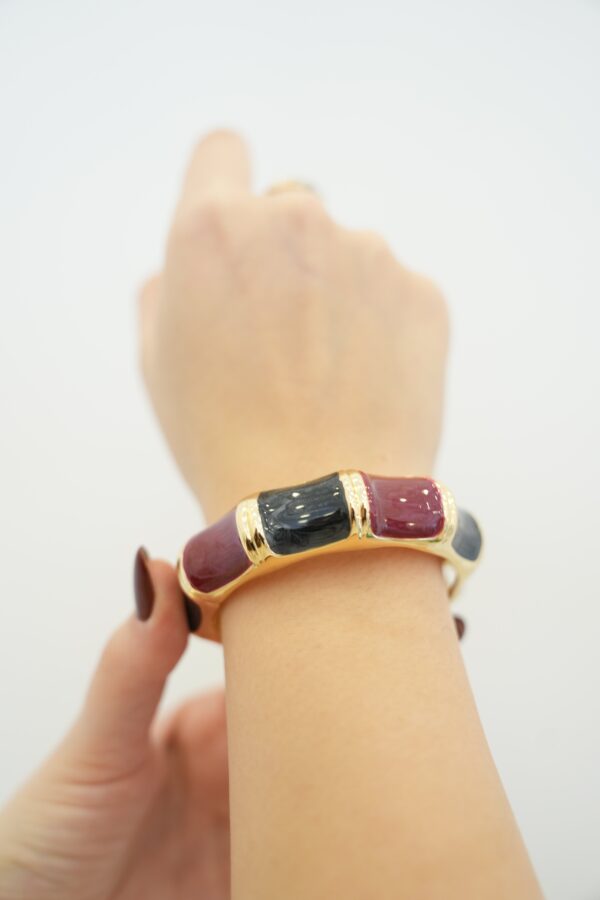 Siyah ve Bordo Renkli Çelik Mineli Bileklik