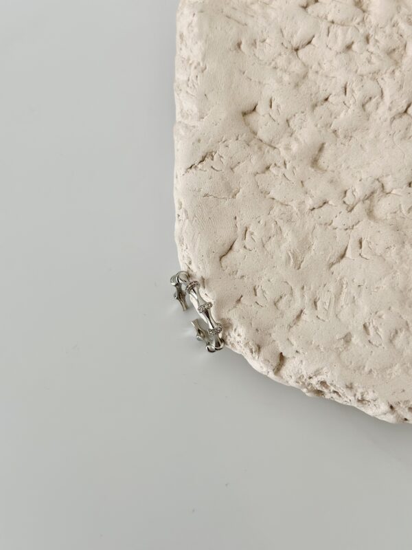 Zirkon Taş Detaylı Vip Gümüş Yüzük