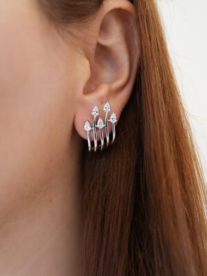 49afba7f3046b40827bfb23fa440fff8-1.jpg Zirkon Taş Detaylı Vip Gümüş Renk Küpe