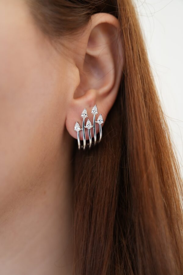 Zirkon Taş Detaylı Vip Gümüş Renk Küpe