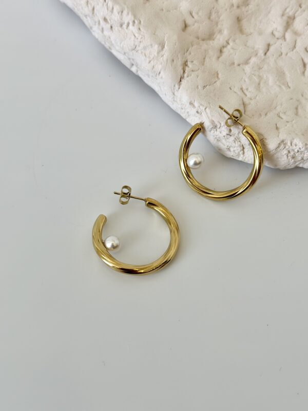 Çelik Geniş Halka İçi İncili Küpe