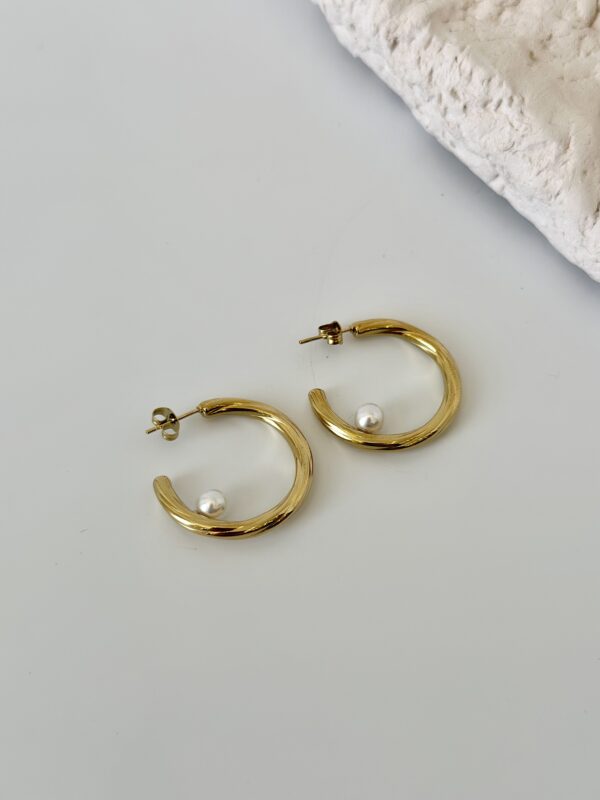 Çelik Geniş Halka İçi İncili Küpe