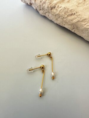 Mayorka İncili Minimal Tasarım Altın Kaplama Küpe