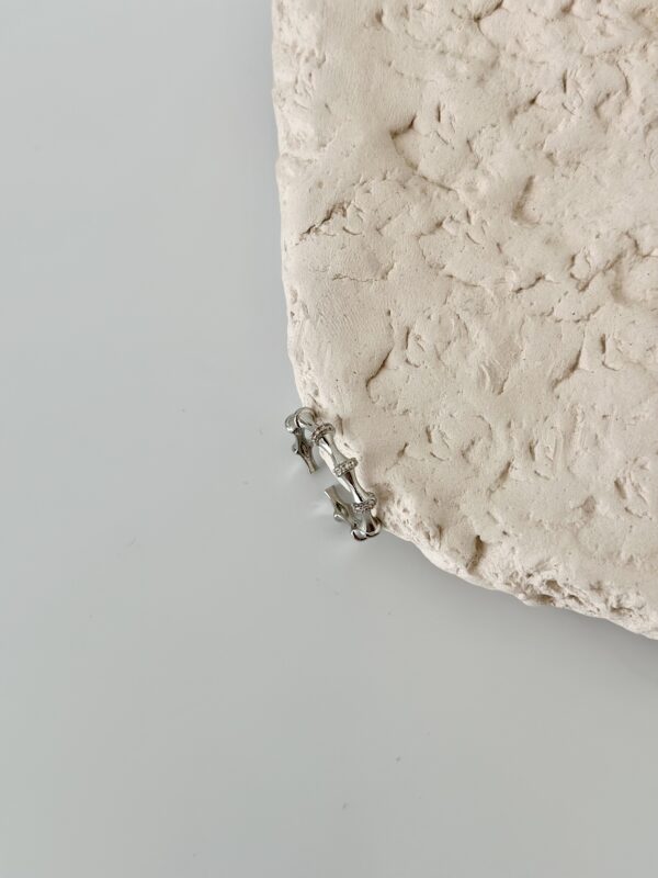 Zirkon Taş Detaylı Vip Gümüş Yüzük