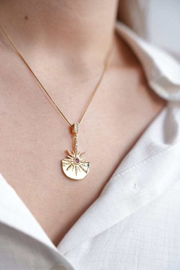 Zirkon Taşlı Yıldız Model Kadın Kolye