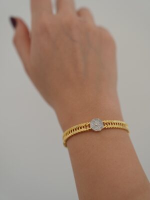 59e388b06b3f48fa080c36befb2788c6-1.jpg Zirkon Taş Detaylı Vip Tasarım Bileklik