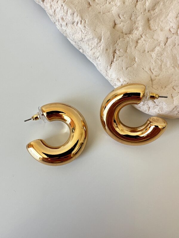 Gold Bombeli Kalın Halka Küpe