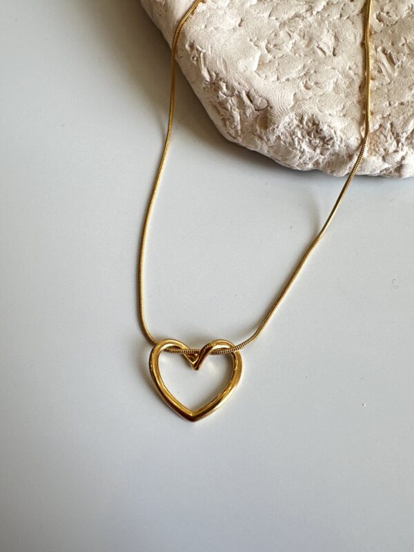 Kalp Detaylı Vip Kolye